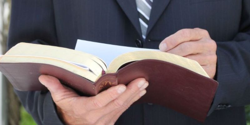 biblia1.jpg_594723958